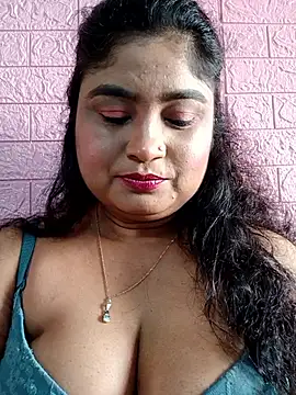 Snapshot of hornyriyanka chatting on 03-02-26, 05:08 hornyriyanka online show from 03-02-26, 05:08