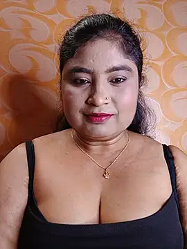 Snapshot of hornyriyanka chatting on 05-30-26, 02:30 hornyriyanka online show from 05-30-26, 02:30