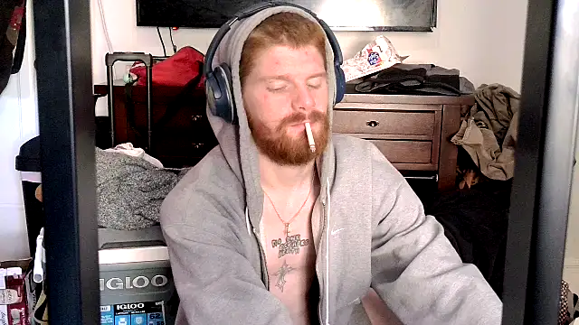 Snapshot of Magnetic127 chatting on 11-05-25, 08:09 Magnetic127 online show from 11-05-25, 08:09