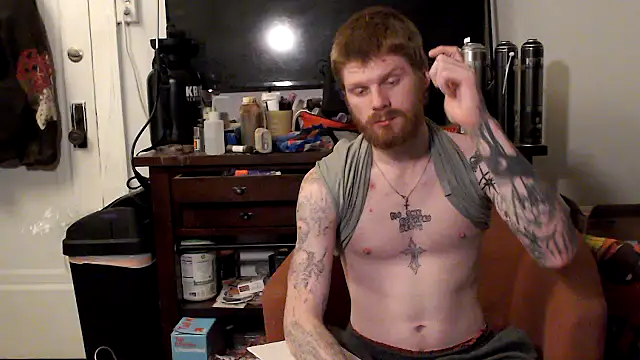 Snapshot of Magnetic127 chatting on 04-10-26, 05:01 Magnetic127 online show from 04-10-26, 05:01