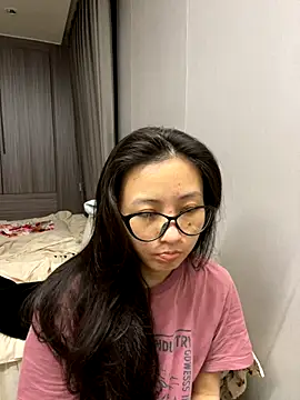 haiyan125216 online show from 10-15-25, 11:10