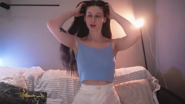 Snapshot of milanabaileys_ chatting on 11-29-25, 11:24 milanabaileys online show from 11-29-25, 11:24