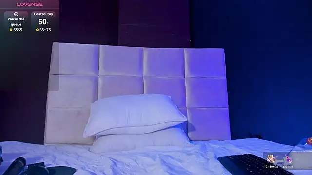 Abby   02 online show from 04-25-26, 01:41