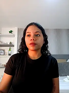 Snapshot of Celine_Lee chatting on 10-02-25, 06:04 Celine Lee online show from 10-02-25, 06:04