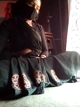 juhijaan2005 online show from 12-19-25, 08:32