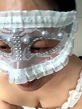 Snapshot of chengcheng12 chatting on 01-08-26, 12:46 chengcheng12 online show from 01-08-26, 12:46