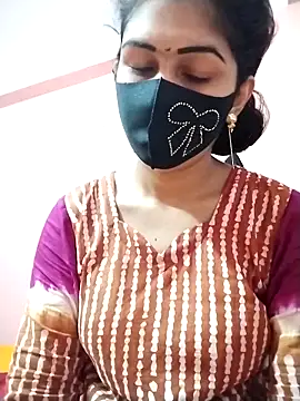 Snapshot of Prionti- chatting on 09-27-25, 12:59 Prionti- online show from 09-27-25, 12:59