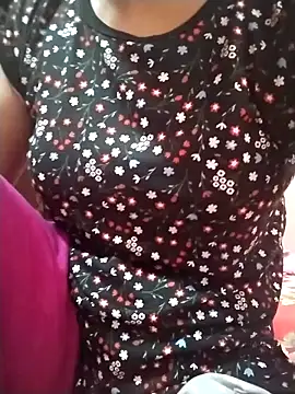 Snapshot of Prionti- chatting on 10-14-25, 03:18 Prionti- online show from 10-14-25, 03:18