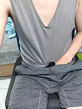 Snapshot of 25monster chatting on 02-14-26, 07:10 25monster online show from 02-14-26, 07:10