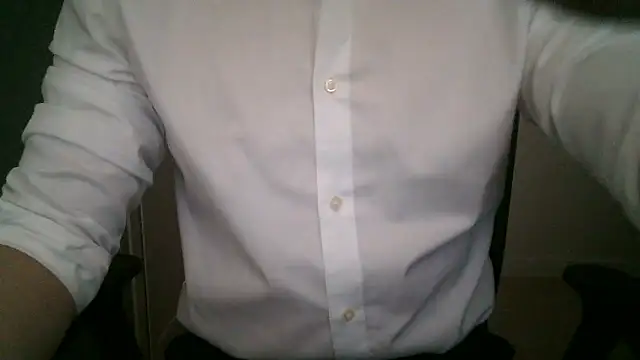 111owo111 online show from 09-28-25, 02:44