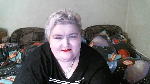 Snapshot of Lana555 chatting on 02-19-25, 04:00 Lana555 online show from 02-19-25, 04:00