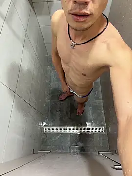 Snapshot of winds1069 chatting on 01-06-26, 07:56 winds1069 online show from 01-06-26, 07:56