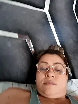 Snapshot of Asuna_yuuky chatting on 10-18-25, 11:33 Asuna yuuky online show from 10-18-25, 11:33