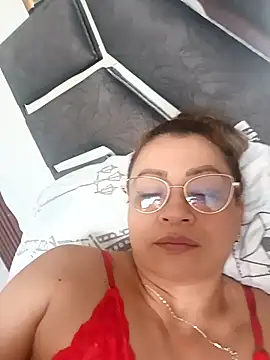 Snapshot of Asuna_yuuky chatting on 10-21-25, 11:44 Asuna yuuky online show from 10-21-25, 11:44