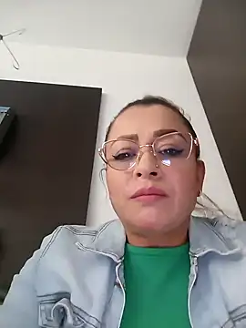 Snapshot of Asuna_yuuky chatting on 11-13-25, 02:27 Asuna yuuky online show from 11-13-25, 02:27