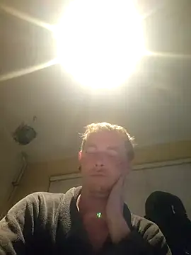 piercingpik online show from 04-28-26, 08:47