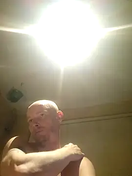 Snapshot of piercingpik chatting on 05-25-26, 10:27 piercingpik online show from 05-25-26, 10:27