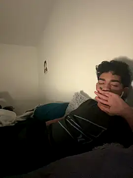 Snapshot of Ryan_12xX chatting on 09-13-25, 06:18 Ryan 12xX online show from 09-13-25, 06:18