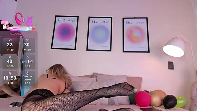 Snapshot of AriaMuse chatting on 02-12-26, 07:31 AriaMuse online show from 02-12-26, 07:31