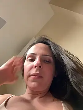 Snapshot of Lady_LauraRose chatting on 12-20-25, 12:40 Lady LauraRose online show from 12-20-25, 12:40