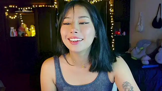 Shisuku Sophi online show from 05-22-26, 04:41