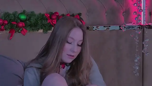 MiaEuphoria  online show from 12-14-25, 04:29