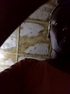 RFeltomWhitJ online show from 09-22-25, 01:51