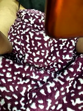 Snapshot of lona_sexi chatting on 12-20-25, 07:48 lona sexi online show from 12-20-25, 07:48