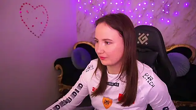 SofieBloom online show from 03-11-26, 12:27