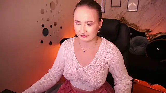 SofieBloom online show from 06-19-26, 07:28