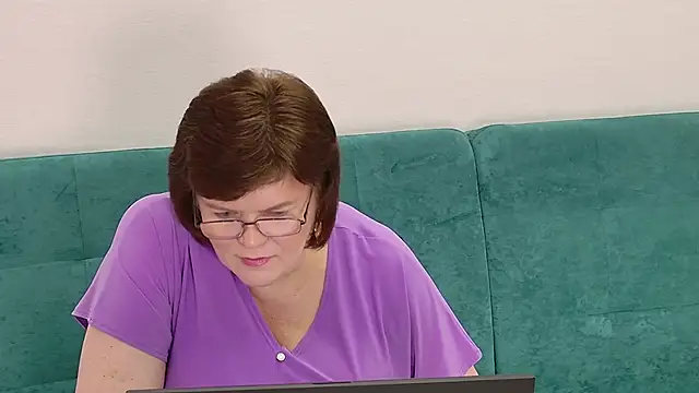 Sandra Sunrise online show from 12-18-25, 10:32