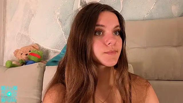 chloemilka online show from 07-16-26, 05:08
