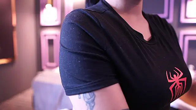 Snapshot of Roma_hells chatting on 10-02-25, 07:10 Roma hells online show from 10-02-25, 07:10