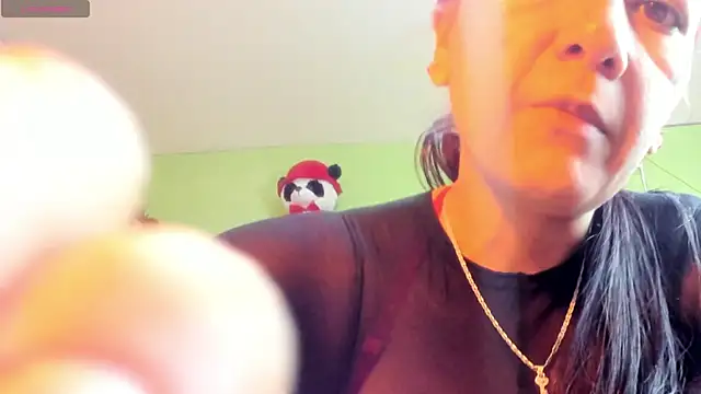 hot Dariana pantyhose online show from 11-10-25, 01:21