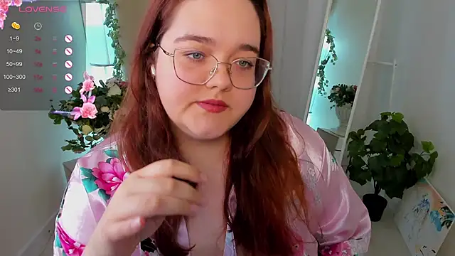 Neko Moor online show from 09-13-25, 08:41