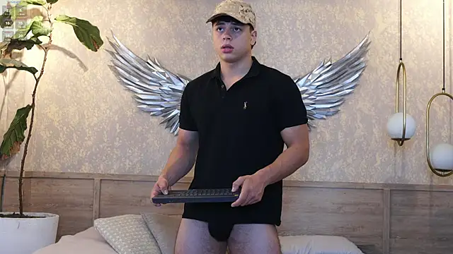 Ethan occonor online show from 06-10-26, 12:04