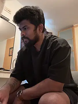 Snapshot of CrazyShashank chatting on 10-03-25, 09:28 CrazyShashank online show from 10-03-25, 09:28