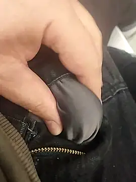 Snapshot of guridosul051 chatting on 09-24-25, 12:41 guridosul051 online show from 09-24-25, 12:41