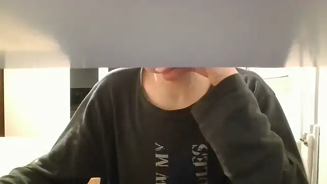 Snapshot of Alexpereezzz chatting on 02-10-26, 10:58 Alexpereezzz online show from 02-10-26, 10:58