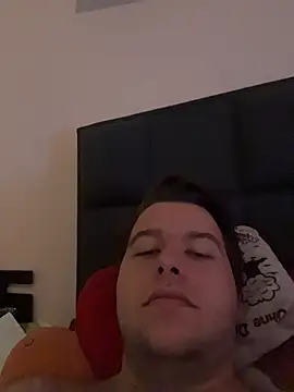 Snapshot of Lars2306 chatting on 11-21-25, 10:36 Lars2306 online show from 11-21-25, 10:36