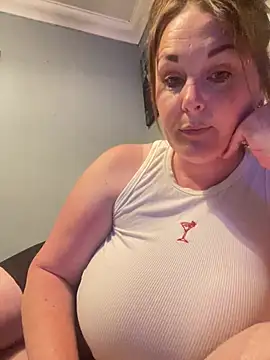 laceygreen online show from 07-25-26, 11:02