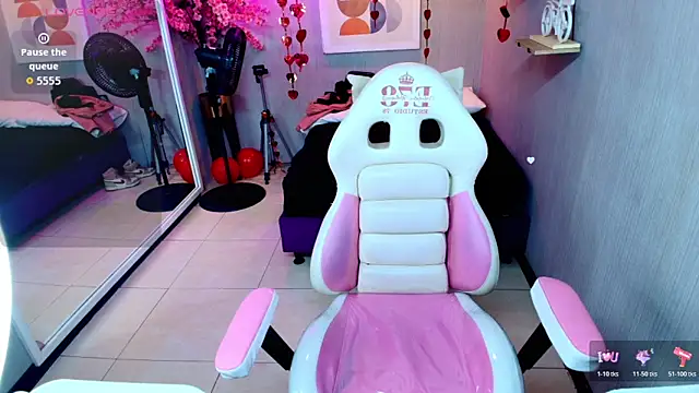 Snapshot of Maggy_t18 chatting on 02-18-26, 03:46 Maggy t18 online show from 02-18-26, 03:46