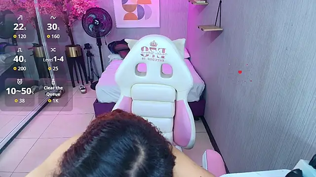 Snapshot of Maggy_t18 chatting on 02-26-26, 03:49 Maggy t18 online show from 02-26-26, 03:49