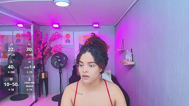 Snapshot of Maggy_t18 chatting on 05-23-26, 03:23 Maggy t18 online show from 05-23-26, 03:23