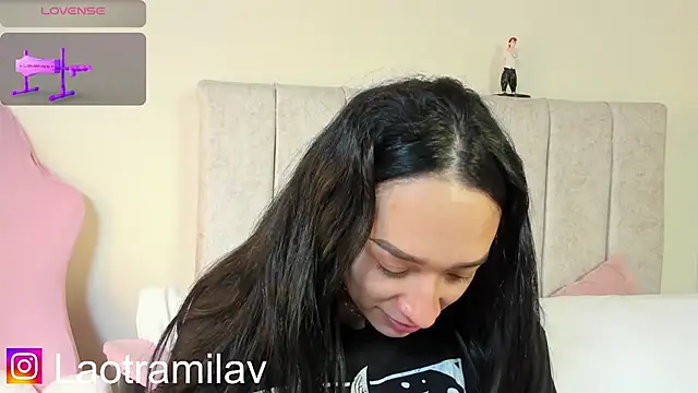 Snapshot of juliettaa_1 chatting on 07-03-26, 12:06 juliettaa 1 online show from 07-03-26, 12:06