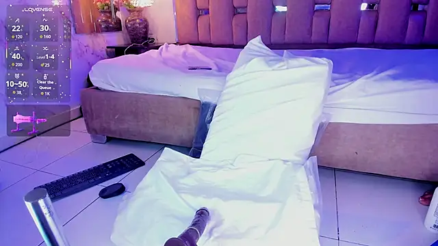 NinaCapelli online show from 09-14-25, 05:06