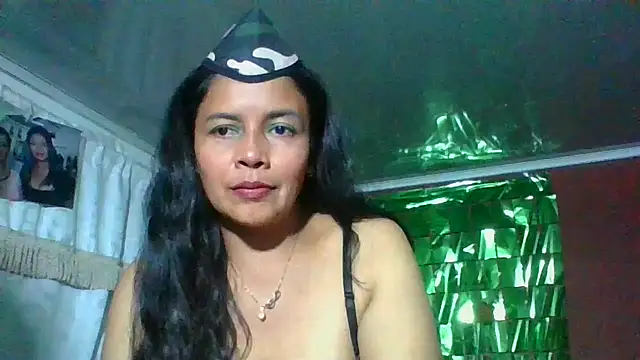 DianaOchoa  online show from 10-20-25, 03:07