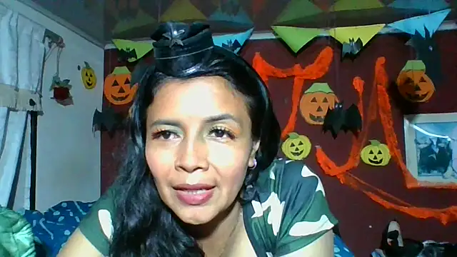 DianaOchoa  online show from 11-01-25, 04:14