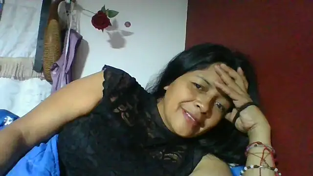 DianaOchoa  online show from 04-22-26, 09:33