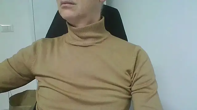 Snapshot of Sensor2000 chatting on 01-09-26, 08:17 Sensor2000 online show from 01-09-26, 08:17